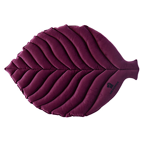 Mr.Kranch Лежанка для собак Листочек средняя, размер 90х65х5см, фиолетовая